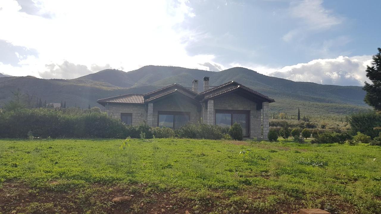Lithos Villas Amfíklia Kültér fotó