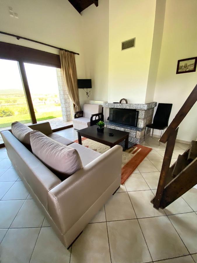 Lithos Villas Amfíklia Kültér fotó