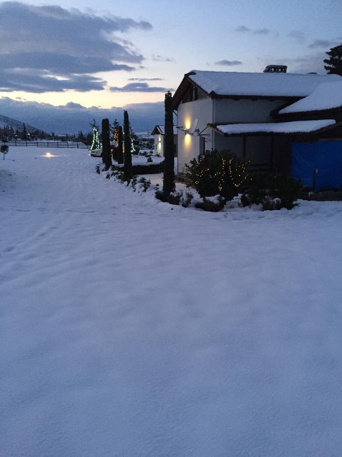Lithos Villas Amfíklia Kültér fotó